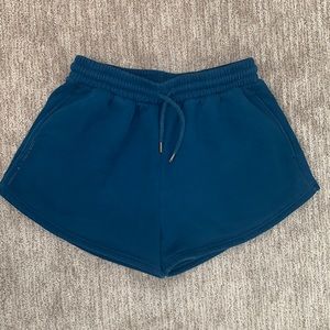 Love fitness sweat-shorts